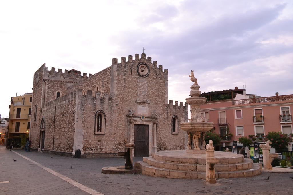 Charming Place Taormina Exterior photo