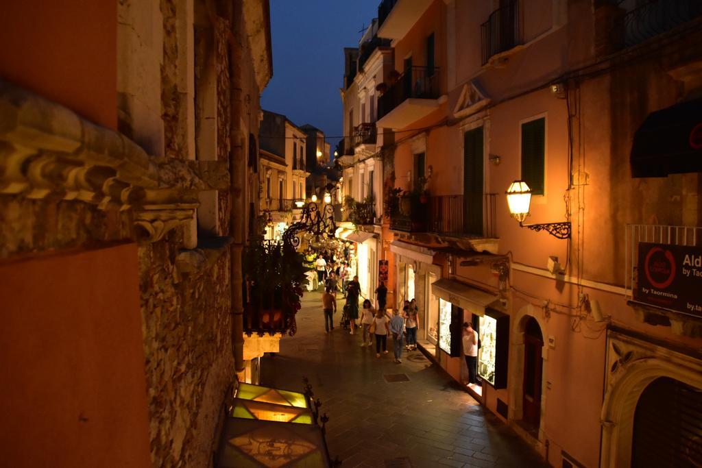 Charming Place Taormina Exterior photo